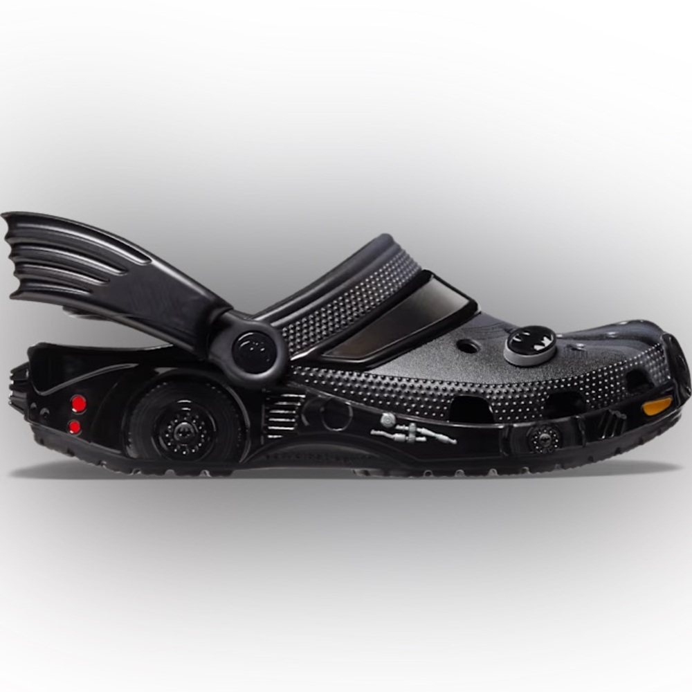 Batman Crocs